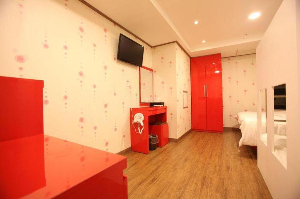 Hotel Myeongdong Mom House Seul Esterno foto