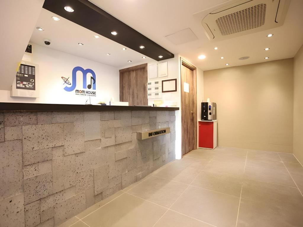 Hotel Myeongdong Mom House Seul Esterno foto