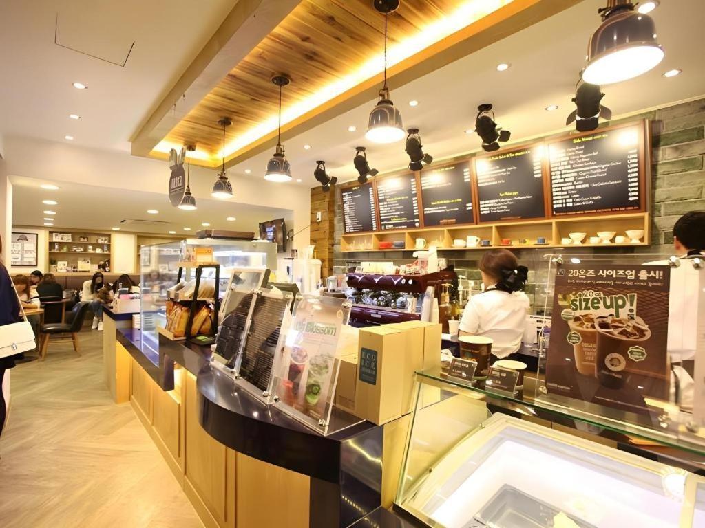 Hotel Myeongdong Mom House Seul Esterno foto